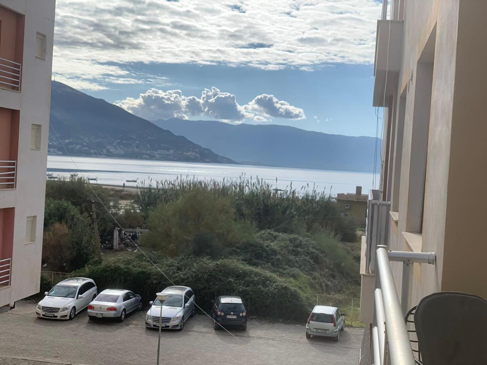 Emigres Apartments Vlorë 外观 照片